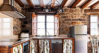 House, ideal for 6 people, private garden, beside a river, close to the sea