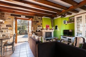 Téléviseur, foyer