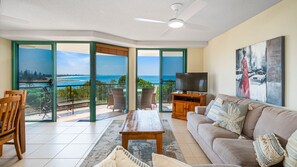 Televisión y reproductor de DVD