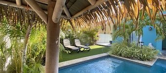 💕Tranquil Vibe with Your Own Private Pool💕Perfect Location!