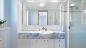 Ensemble douche/baignoire