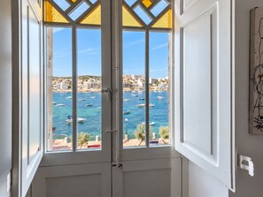 Interior - BH2 - Seafront 3 bedroom apt. - St Paul`s Bay, Back Terrace, (San Pawl il-Bahar)
