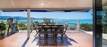 Top Location, Incredible Views, Private Pool...