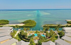 A heated pool - Single Family Home In Angler's Reef Gated Community, Beaches,Marina,Heated Pool (Islamorada)