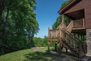 Property grounds - The Gathering Place - Blue Ridge Mountain Retreat - 30 acres to explore - Pool Table - Sleeps 15 (Creston)