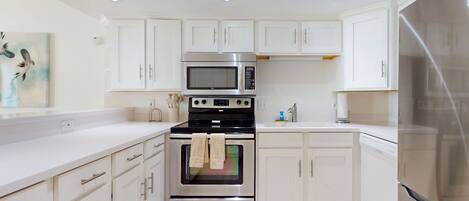 Fridge, microwave, oven, stovetop