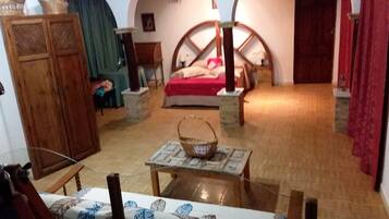 3 slaapkamers, een kluis op de kamer, een strijkplank/strijkijzer