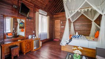 Kamar Double Deluks, bathtub | Brankas, meja kerja, Wi-Fi gratis, dan seprai linen