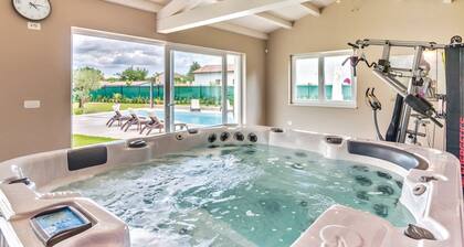 Villa San Kirin ***** Olivia, fünf Sterne mit Whirlpool, Sauna, Billiard ...