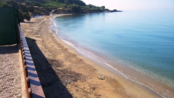Am Strand, Liegestühle, Strandtücher