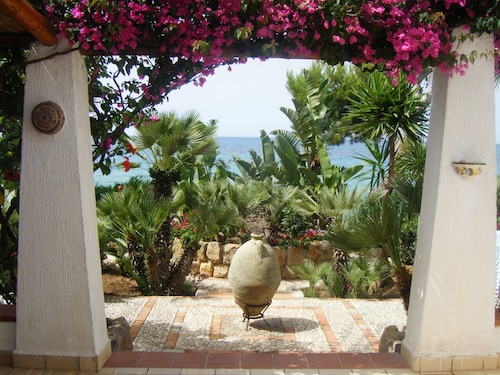 Villa Garden am Meer – Top-Solarium – Erstaunlicher Garten