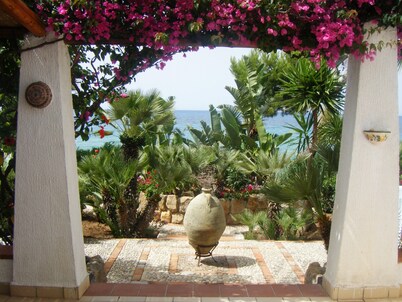 Villa Garden on the sea - Top solarium - Amazing garden
