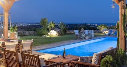 Villa Odyssia: experiencia única de relajación y confort cerca de la playa de arena