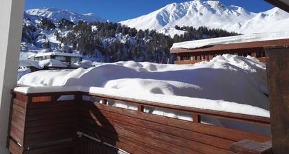 APPARTEMENT 55 M2 - AU PIED DES PISTES - LA PLAGNE CENTRE