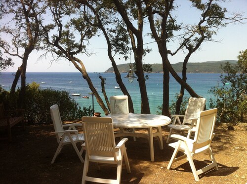 VILLA PINETA - Beautiful house by the sea with direct access to the beach 9 beds