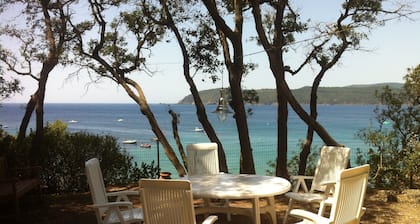 VILLA PINETA - Beautiful house by the sea with direct access to the beach 9 beds