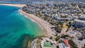Beach - Montego Unit 3 Kings Beach QLD (KINGS BEACH)