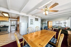 Dining - Rustic 6 Bedroom Cabin - Lakefront, Central in Town Location! (South Lake Tahoe)