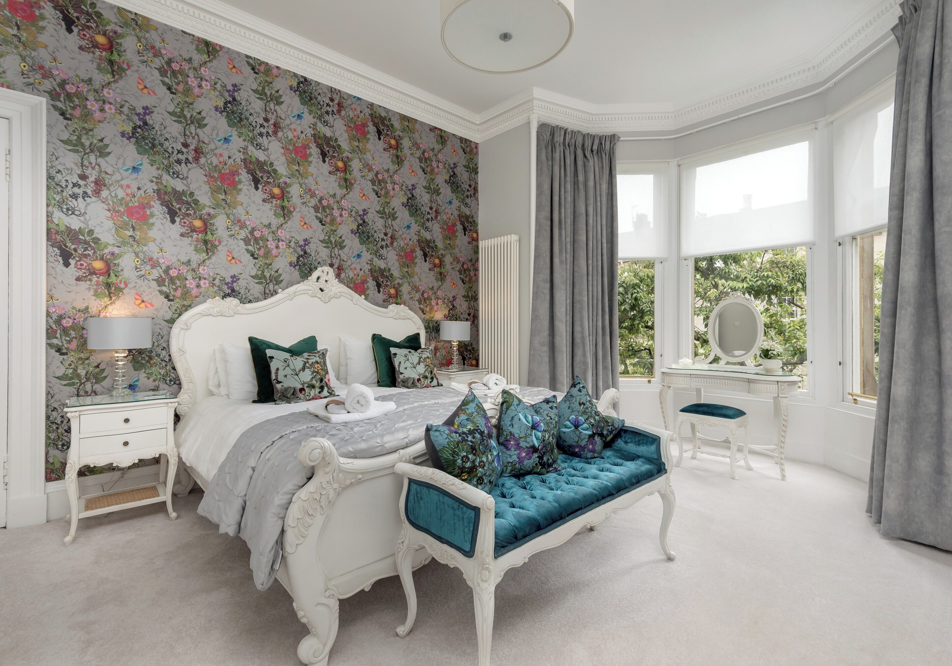 4 bedrooms, iron/ironing board, travel crib, free WiFi