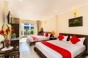 Suite Keluarga | Meja kerja, Wi-Fi gratis, dan seprai linen