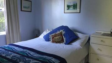 2 makuuhuonetta, silitysrauta/-lauta, vauvan matkasänky, ilmainen Wi-Fi