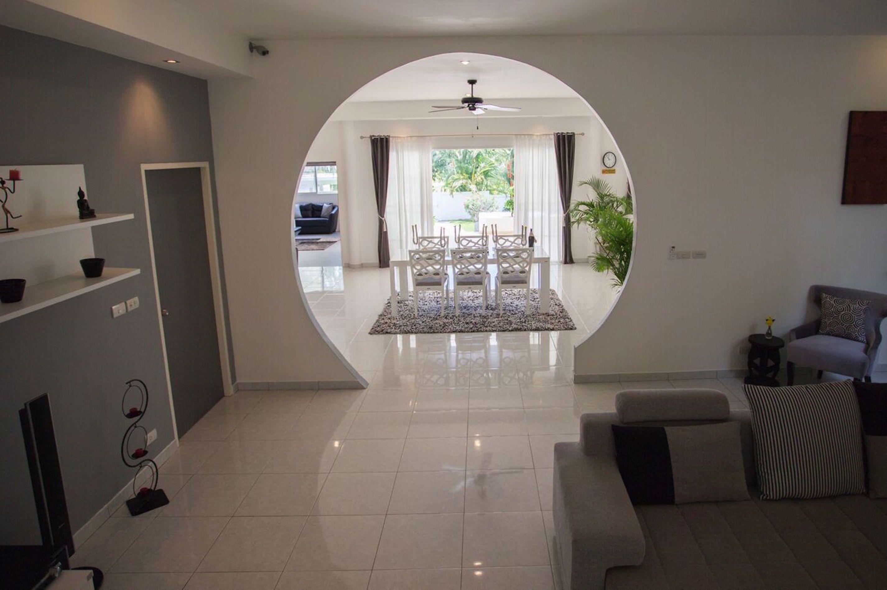 5-Bedrooms Private Pool Villa | Área de estar | TV LCD, DVD player