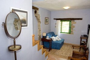 Apartment (Casetta Melon, Rialto 11) | Living area | Flat-screen TV - Houses of Motovun (Motovun)