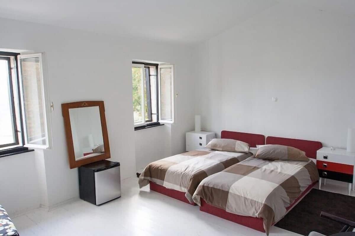 Premium bedding, down duvets, pillow-top beds, in-room safe
