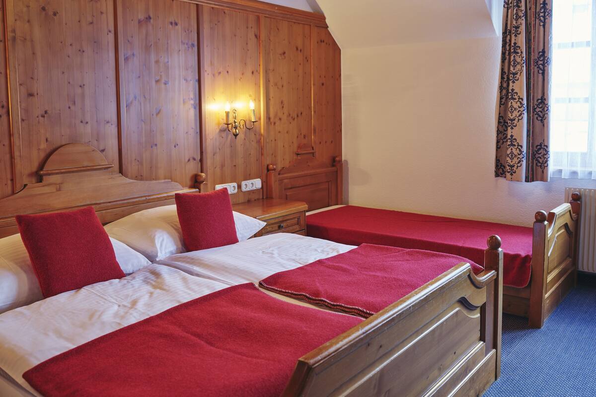 Phòng dành cho gia đình (Oim Haus) | Minibar, két bảo mật tại phòng, màn/rèm cản sáng