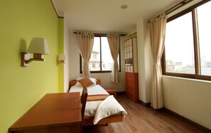 Rollaway beds, free WiFi