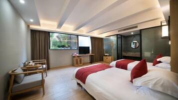 Desk, blackout drapes, free WiFi