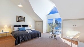 2 bedrooms, iron/ironing board, free WiFi, bed sheets - River frontage Port Fairy living (PORT FAIRY)