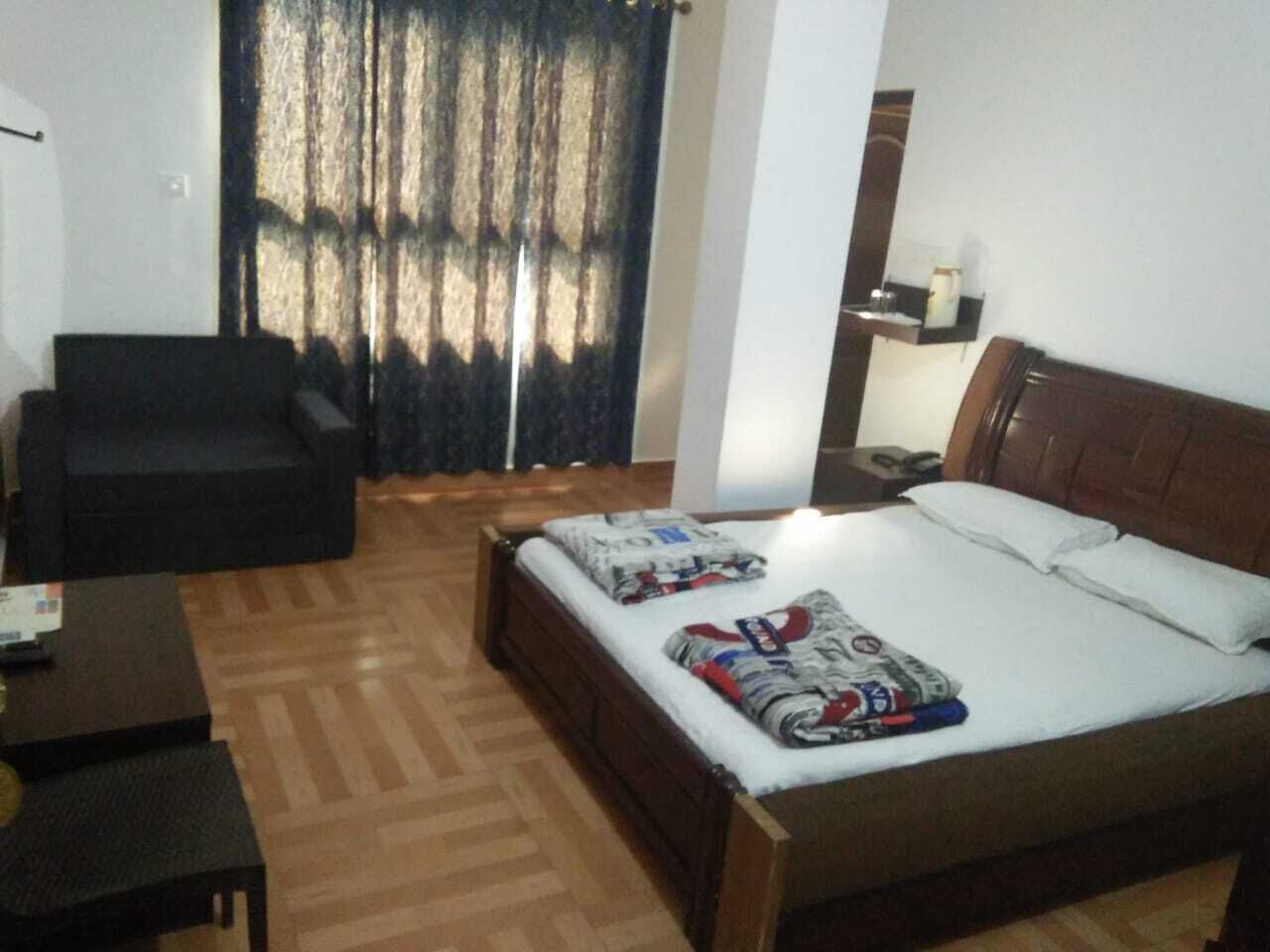 Double AC Deluxe Room