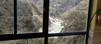 Hotel Chakasha Govindam