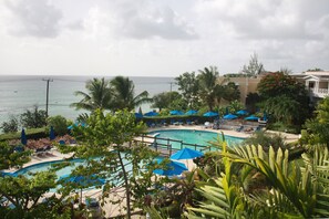 Outdoor pool - BEACH FRONT & SEAVIEW DELUXE PENTHOUSE APARTMENT (West Coast)