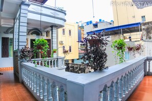 Exterior - Pi's Homestay Cat Ba (Hai Phong)