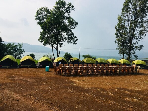 Exterior detail - Camp Laker's Retreat (Mawal)