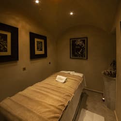 Couples treatment room(s), steam room, Turkish bath/hammam, body scrubs