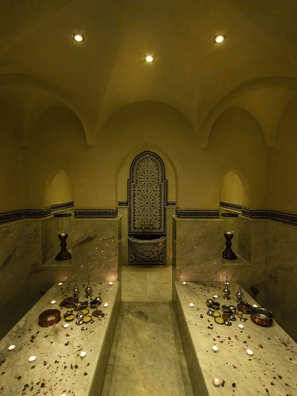 Couples treatment room(s), steam room, Turkish bath/hammam, body scrubs