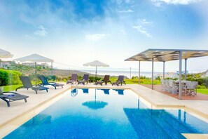 Villa (3 Bedrooms) | Pool | Outdoor pool, pool umbrellas, sun loungers - Villa Stella (Chania)