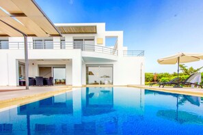 Villa (3 Bedrooms) | Front of property - Villa Stella (Chania)