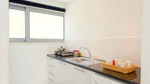 Villa (3 Bedrooms) | Baño | Ducha, secador de pelo y toallas