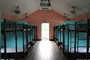 Bed sheets - YHA Pak Sha O Youth Hostel (Tai Po)