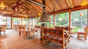 Aamiainen, lounas ja illallinen; turkkilainen keittiö