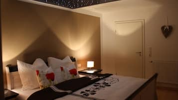 4 makuuhuonetta, silitysrauta/-lauta, vauvan matkasänky, Wi-Fi