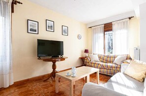 Televisie en een open haard