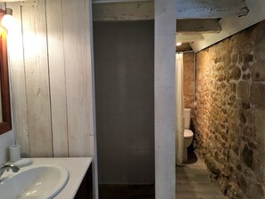 Bathtub, hair dryer - Authentic House of charm 4 stars magnificent view on castles (Beynac-Et-Cazenac)