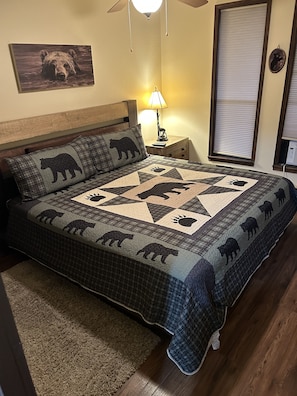 2 bedrooms, iron/ironing board, free WiFi, bed sheets