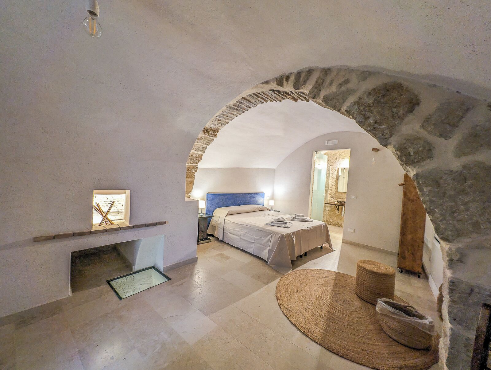 Classic Room | Desk, laptop workspace, free WiFi, bed sheets