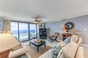 TV - Unbelievable Views!! Newly remodeled condo, Beachfront in fantastic location! (Orange Beach)